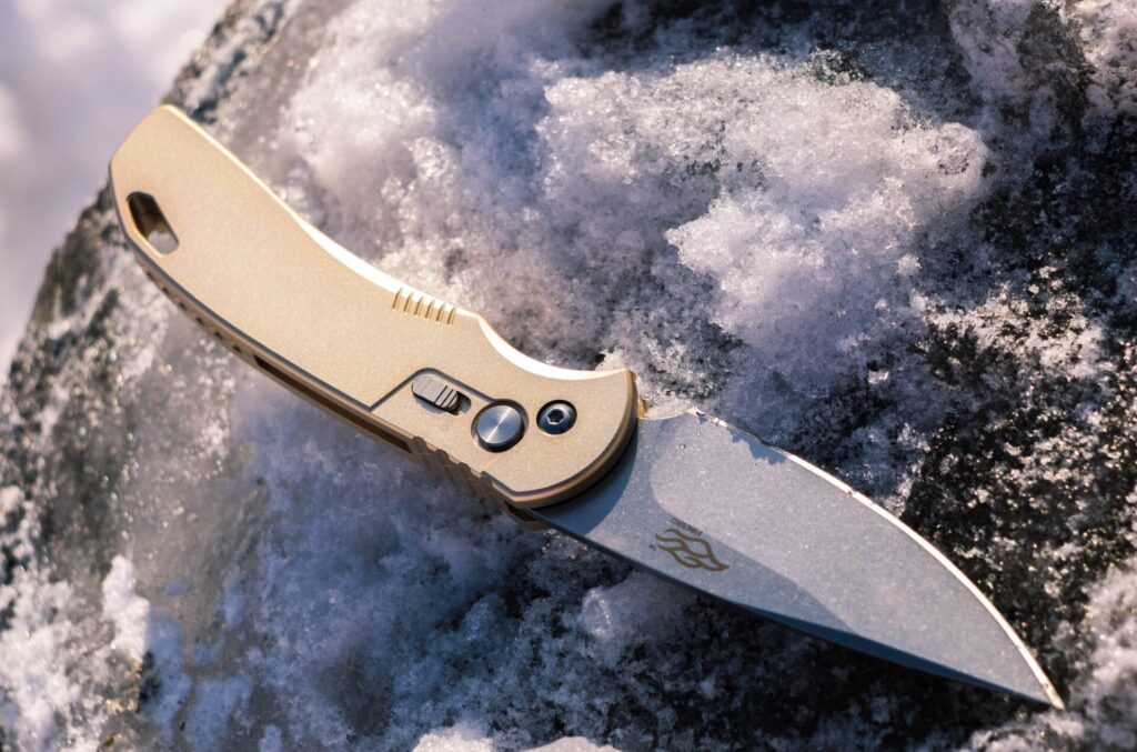 雪とナイフ