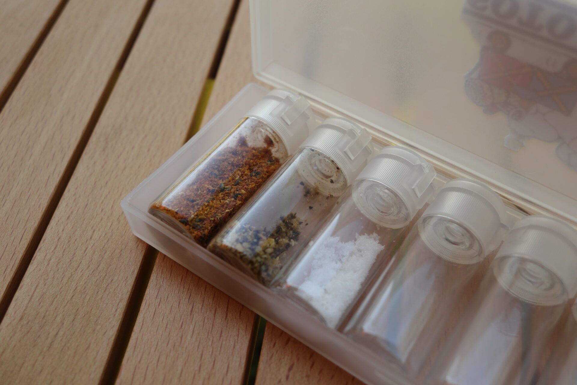 無印や100均グッズで作れる！キャンプで使える調味料入れのアイデアと実例を紹介